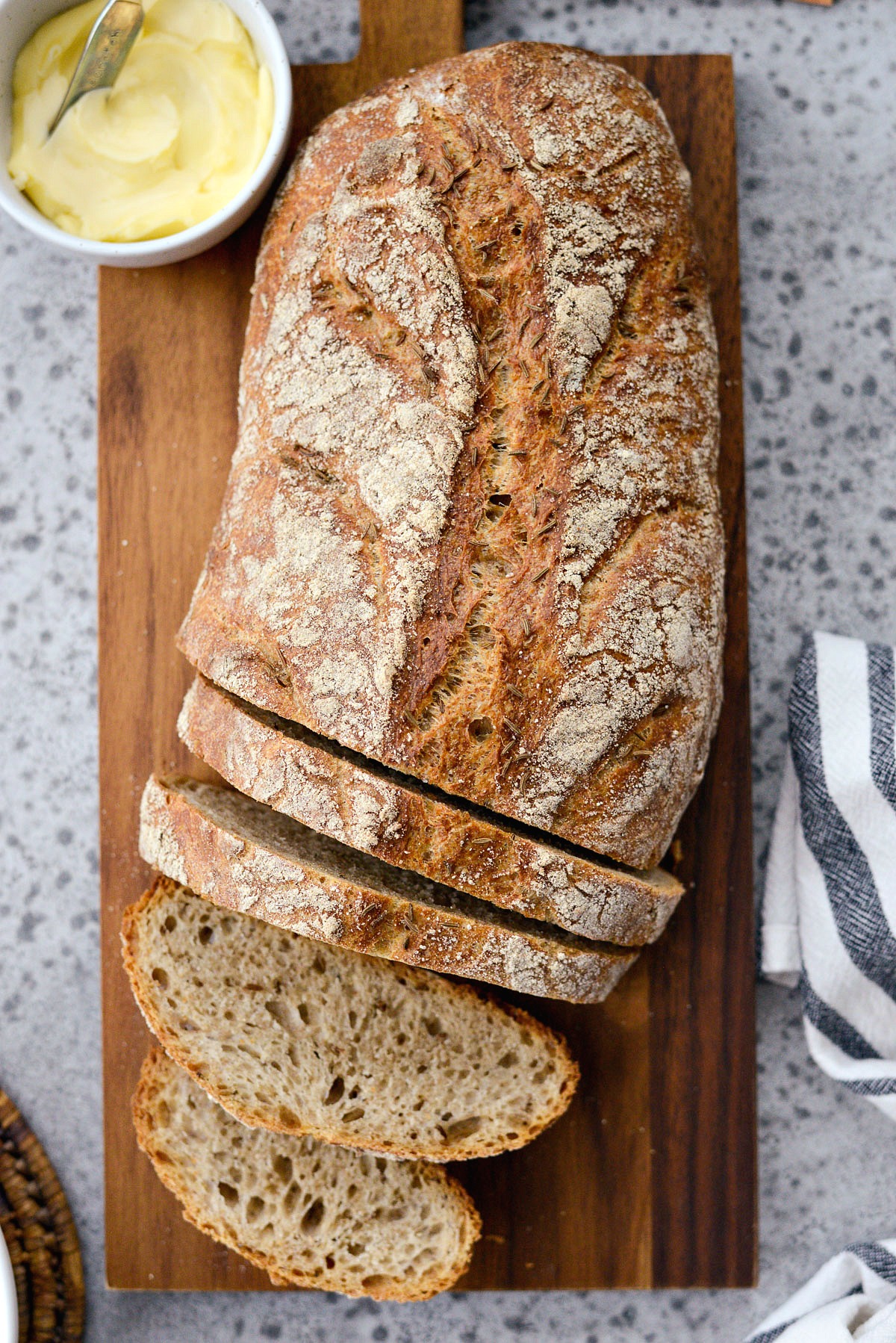 simple no knead rye bread - Article 1